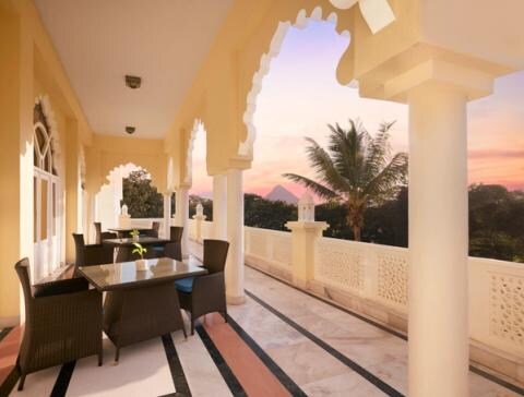 Luxury Hotels in Nashik - Balcony Nashik Hotel